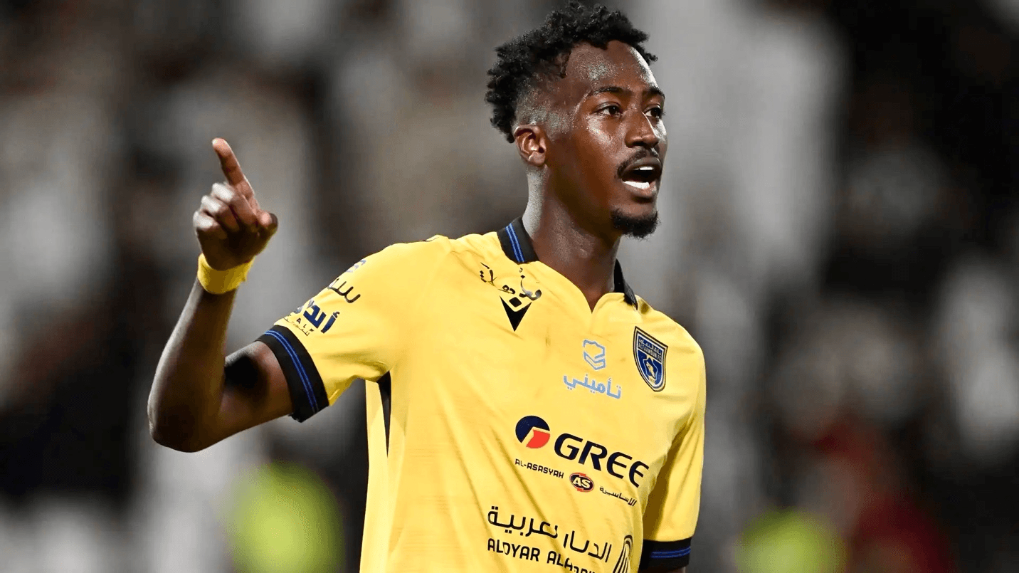 بعد إنهاء صفقة المحور .. التعاون يقطع الطريق على الأهلي ويحسم مصير نجمه بشكل نهائي!