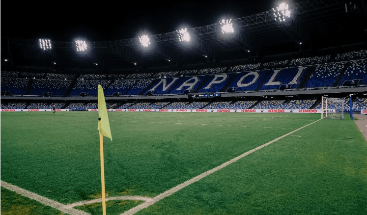 يويفا يرفض استئناف آينتراخت فرانكفورت.. جماهير نابولي ستغيب عن معقل النادي الألماني