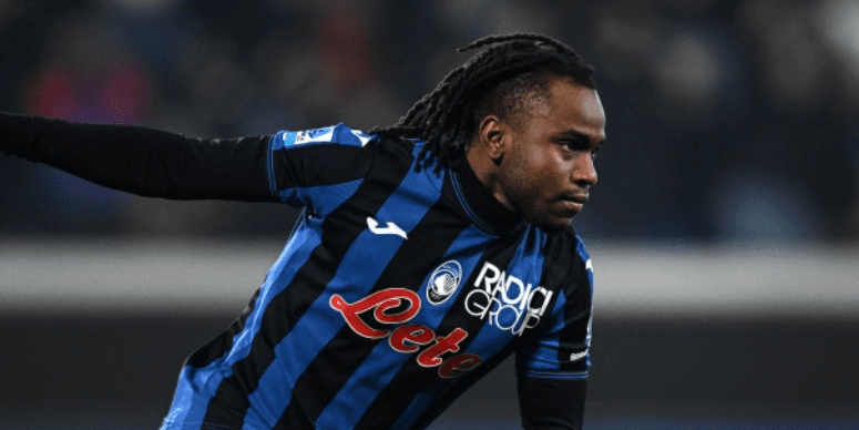 أديمولا لوكمان يقترب أكثر من الانتقال إلى أتلتيكو مدريد، وسيميوني ينتظر رد اللاعب