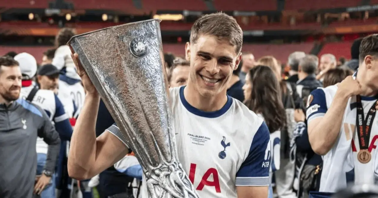 Barcelona,Van De Ven,TottenhamHotspur,camel.live