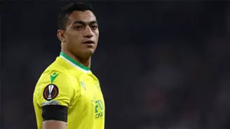 الأهلي يتجاهل مطالب نجمه الماليّة ويُحمّل بديلًا لمركز الهجوم الأهلي